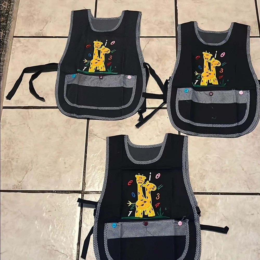 Black Giraffe Bibs for Creative Fun - Picture 1 of 4